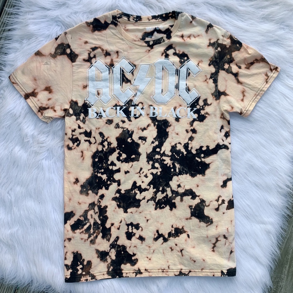 Acid wash AC/DC band tee size small